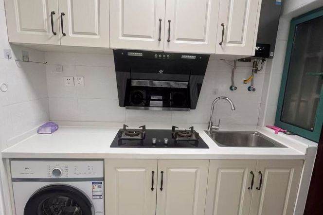 Cozy 1br/1lr @zhongshan park sta 4.7k