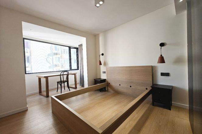 Sunlit 2BR 2BA Elevator Residence Close to Wuding Rd Station