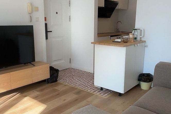 Bright & Modern 1BR in the Heart of Xuhui