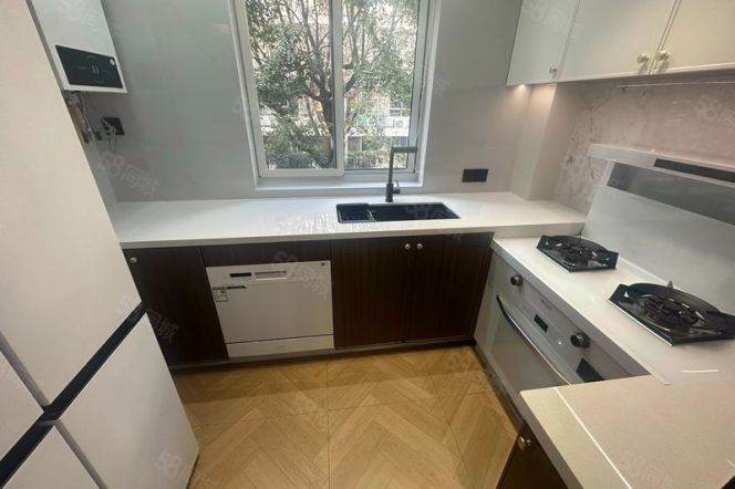 Morden&Bright 3Bdrs 2Bths/Floor Heating @Wuzhong Rd &Line 15