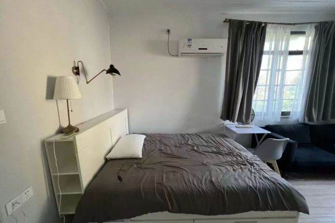 Elegant 1br @changshu rd sta 5.5k