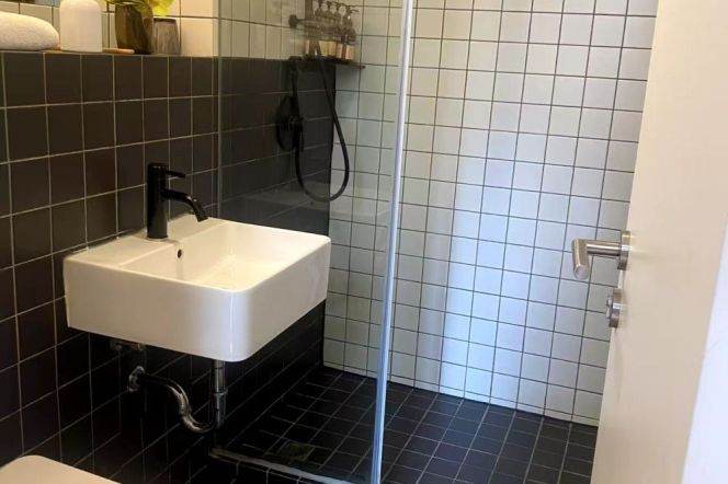 1Loft near line 10 Jiao'tong Uni and Xin'tian'di can long and short term lease