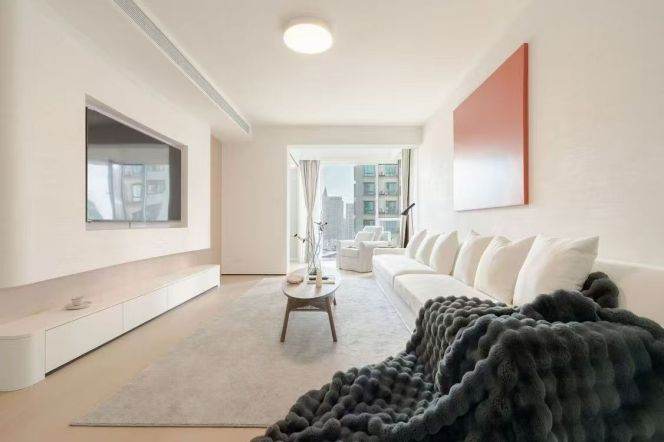 Brand new decoration 3brs with floor heating in central Xujiahui