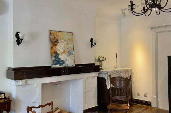 Classic Apt close to IAPM