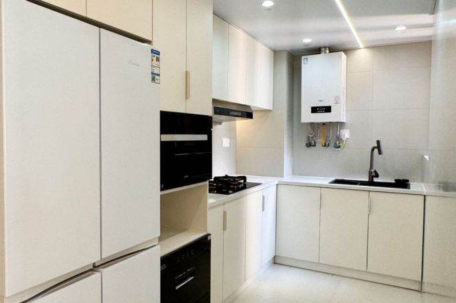 Brand new 2br apt,CA,floor heating,Oven,close to Gudai station,Line12