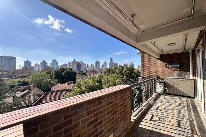 Excellent 3br/2bt Lift Flat in Hengshan Road