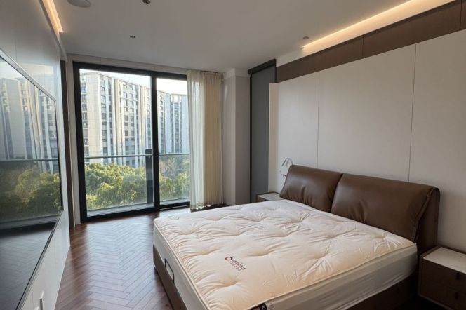 Spacious bright 3br+1/3bt@qiantan 202sqm with ceiling to floor windows Nr NYU
