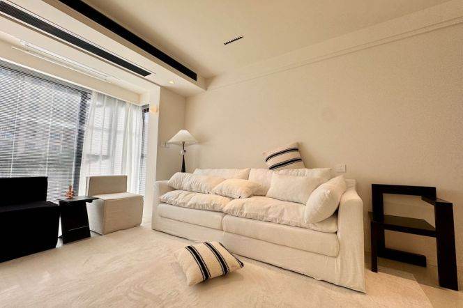 Brand new 2br apt,CA,floor heating,Oven,close to Gudai station,Line12