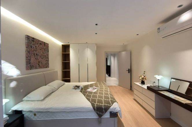 1br, garden, subway L4,6Lancun, Malls, Key, Cozy, 6.5k