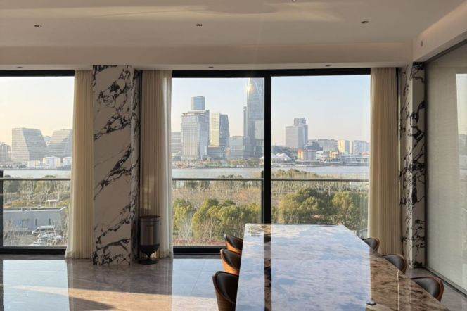 Spacious bright 3br+1/3bt@qiantan 202sqm with ceiling to floor windows Nr NYU