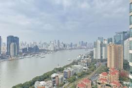 Modern 4brs with floor heating and river view belong to Lujiazui 