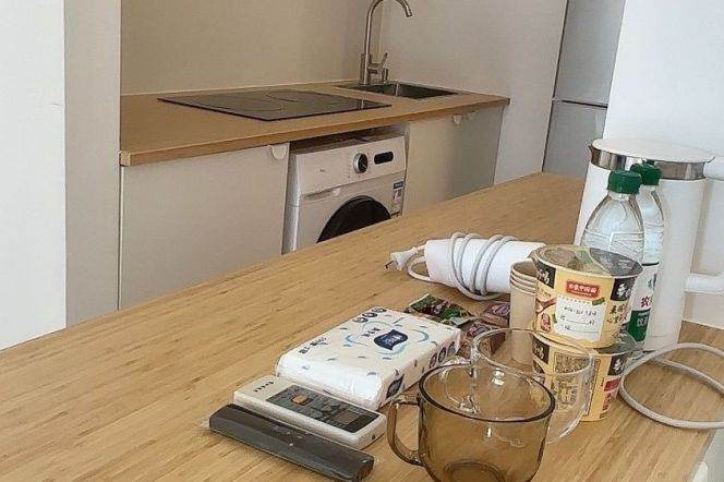 Bright & Modern 1BR in the Heart of Xuhui