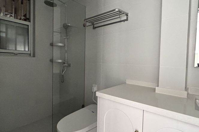 no lift Cozy Modern 2BR | Zhongshan Park Metro L2/3/4 | Bright New decoration