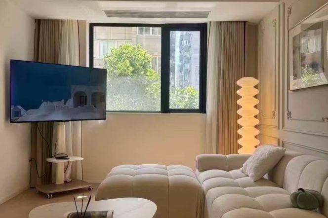 Madang Rd,Xintiandi 1Br modern,lift,bright