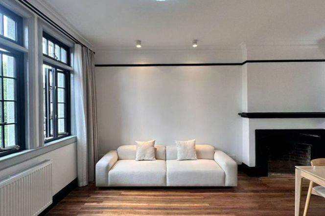 Beautiful Windows 1br on Middle Huaihai Rd | South Shanxi Road St,metro L1/7/10/12