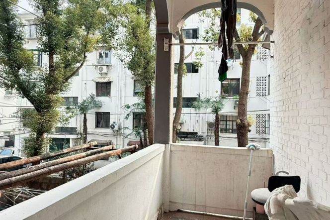 Beautiful apartment@2brs&2baths near Jing'an Temple/IAPM