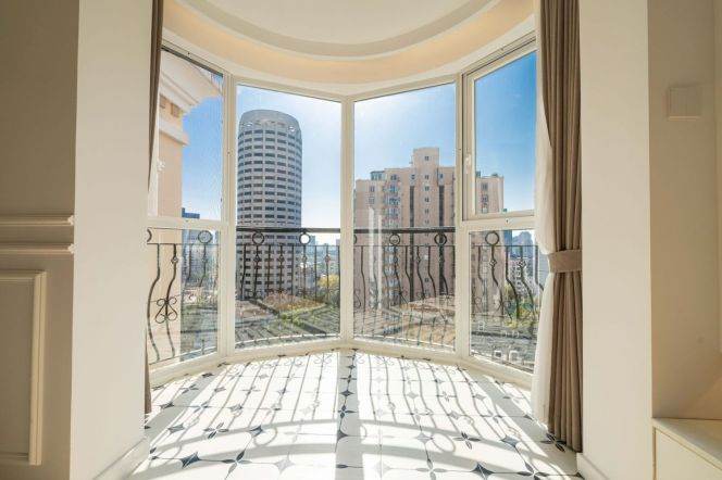 160㎡ 3BR Modern Residence | Steps from Zhongshan Park & Raffles City