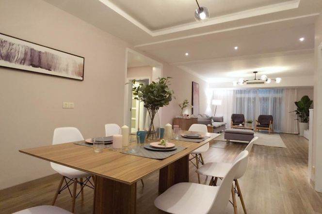 Spacious 3br apt with floor heating,close to Laowaijie, Longxi Line 10,with parking