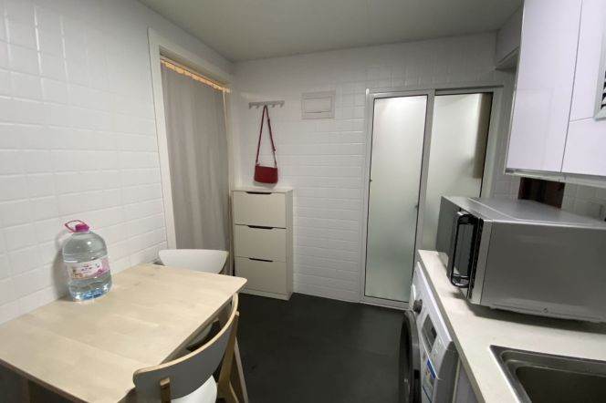 Cozy&Modern&Sunny 1BR + Balcony | Zhongshan Park Metro L2/3/4 | 5.8K