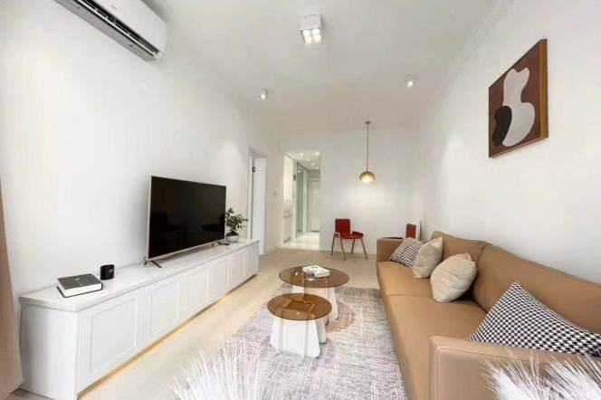 caoyang rd station one bedroom