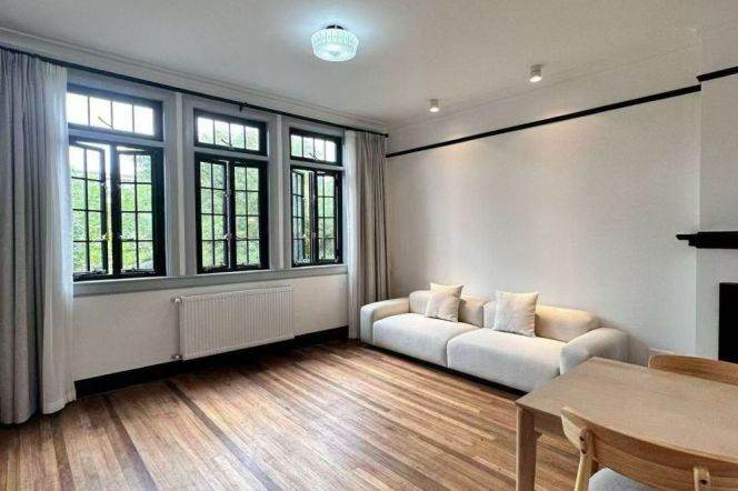 Beautiful Windows 1br on Middle Huaihai Rd | South Shanxi Road St,metro L1/7/10/12