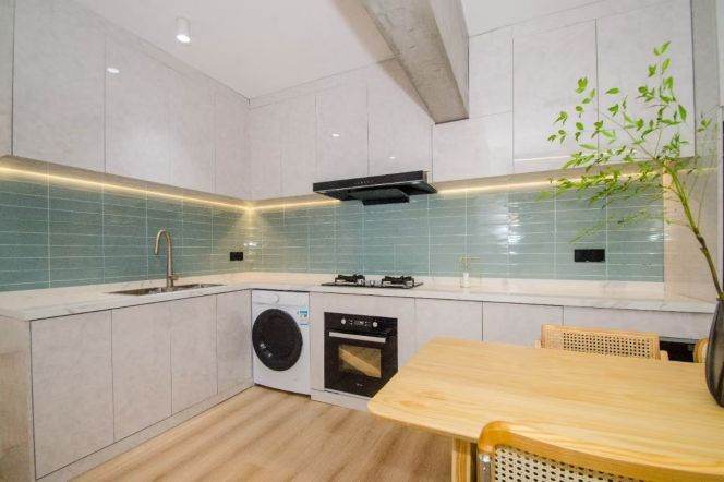 Changping Rd Station Elevator 3Br/2Bath Line7