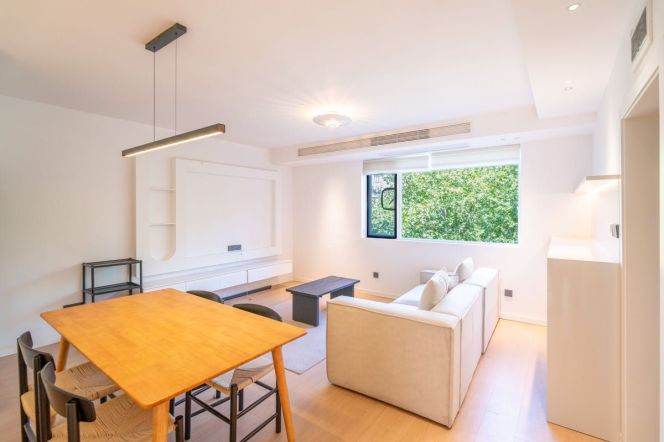 xintiandi 2br2bath110sqm