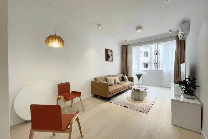 caoyang rd station one bedroom