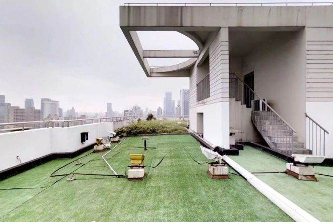 Brand new decoration  3brs with floor heating and balcony in central downtown