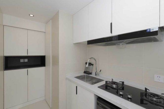Renovated 3BR 2BA Elevator Residence nr W.Nanjing Rd Station