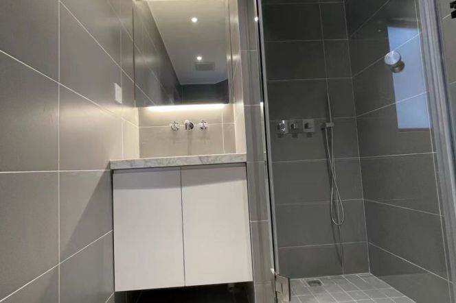 Yunhe Garden -1bed - decent high rise building- elevator-modern - Jing’an Temple