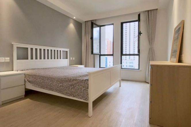 3 Brs, 2 Baths with Balcony/Floor Heating/Central ac/Oven, 150 sqm @ Jiangning metro L13