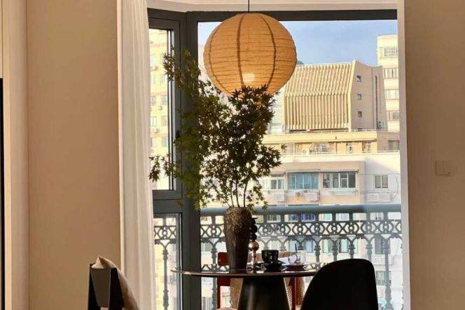 Jiangsu Rd Station Elevator 2Br High-floor Line2/11