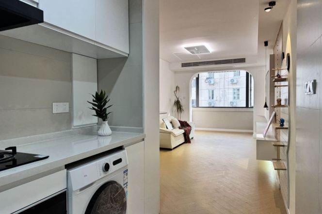 Big 1Br+Elevator /Next to L3&4 West Yan'an rd & Jiaotong University Mt/South/Bright /8.5K