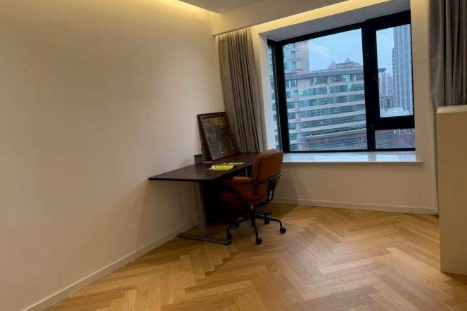 Zhaojiabang Rd/Hengshan Rd metro/3br2bt/central AC/floor heat/dishwasher/balcony/oven