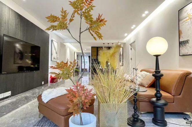 3 Brs, 2 Baths with Terrace/Floor Heating/Central ac, 130 sqm @ Wuning metro L13