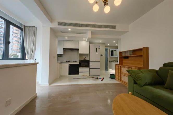 1 Br, 1 Living room, Floor Heating/Central ac/Oven, 70 sqm @ Madang metro L9&13
