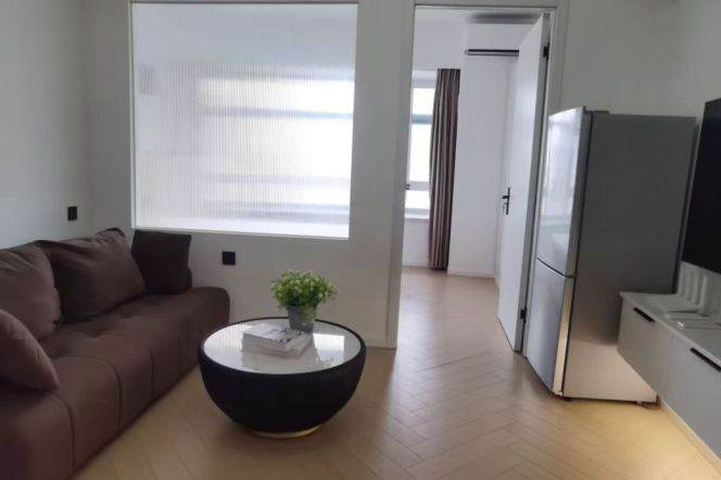 Furnished 1br w/ elevator-Huadong University