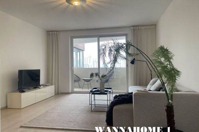 Large Balcony+Awesome View/Spacious&Modern 3Brs 2Baths Apt+L10/8 Lao Xi Men+Xin Tian Di