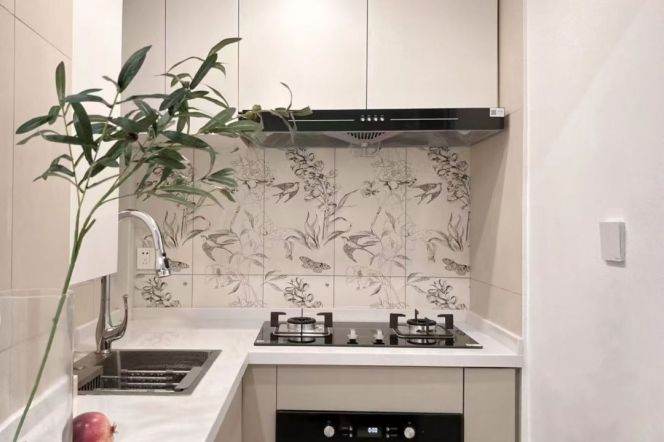 Modern 1br,with private yard,CA,Oven,storeroom,Hongqiao station,L3&4&10