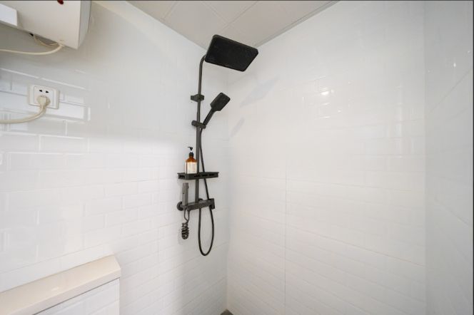 Modern Shared Living | 600m to Metro Lines 7/13 | Secure Digital Entry & International Flatmates