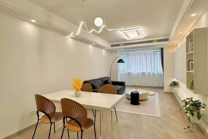 Changshou rd/spacious 2BR 2LR/elevator/110 sqm/bright room@L7/13