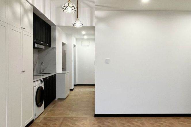 Highrise 1BR | 0 distance to Wuning rd L13/14 ,Newly 1Br ,Elevator, 7.4K