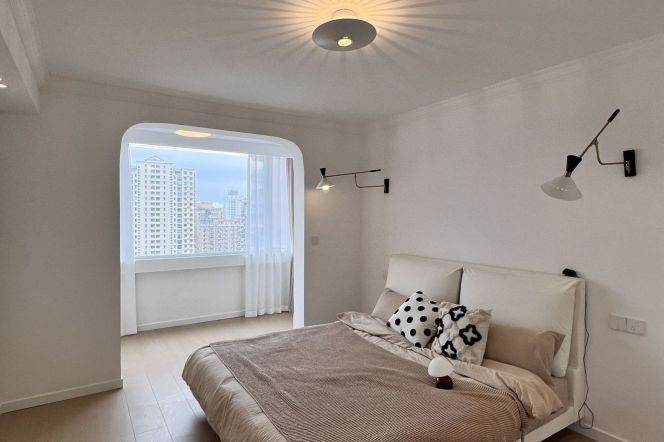 Xujiahui center 3brs/2lr/2ba apt with floor heating; L1/9/11