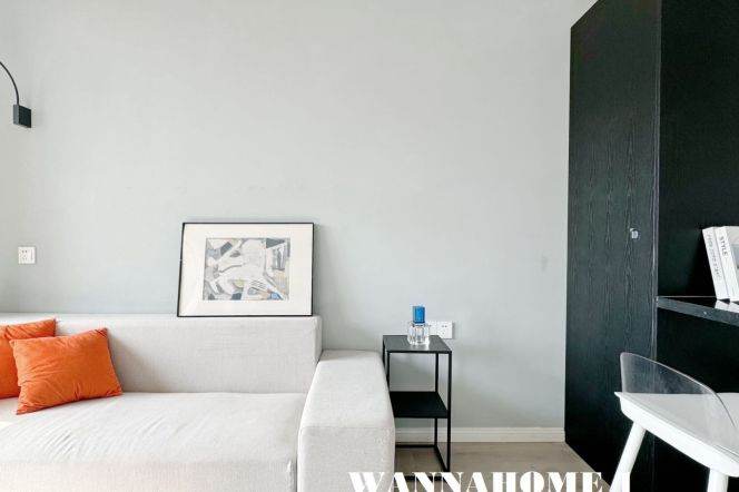 Modern&Spacious&Bright 1Bdr 1Bath Apt+6F Walk Up+Zhong Shan Park CBD
