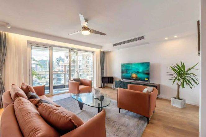 Outdoor balcony,3Br,2Bth,Nr Wu Ning Rd station,L13,14