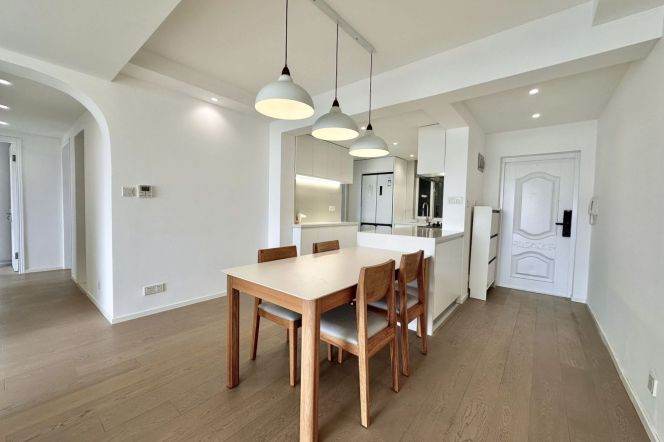 Morden&Bright 3Bdrs 2Bths/Floor Heating @Yaohong Rd &Line 15 