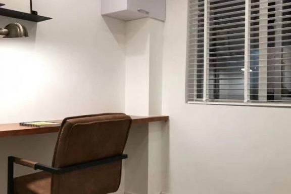 High rise 2bedrooms elevator Apt with oven near L2/11Jiangsu Rd