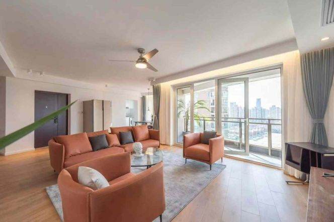 20k Spacious 3Br 2Bathr Nr Suzhou Creek close to Wuning Rd.line13/14