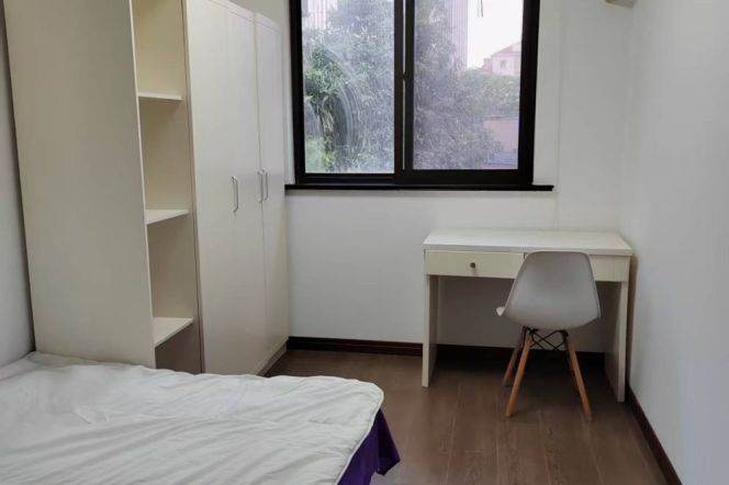 3rooms available walk distance to Jiaotong university 10/11 DHU hong qiao lu 10/3/4